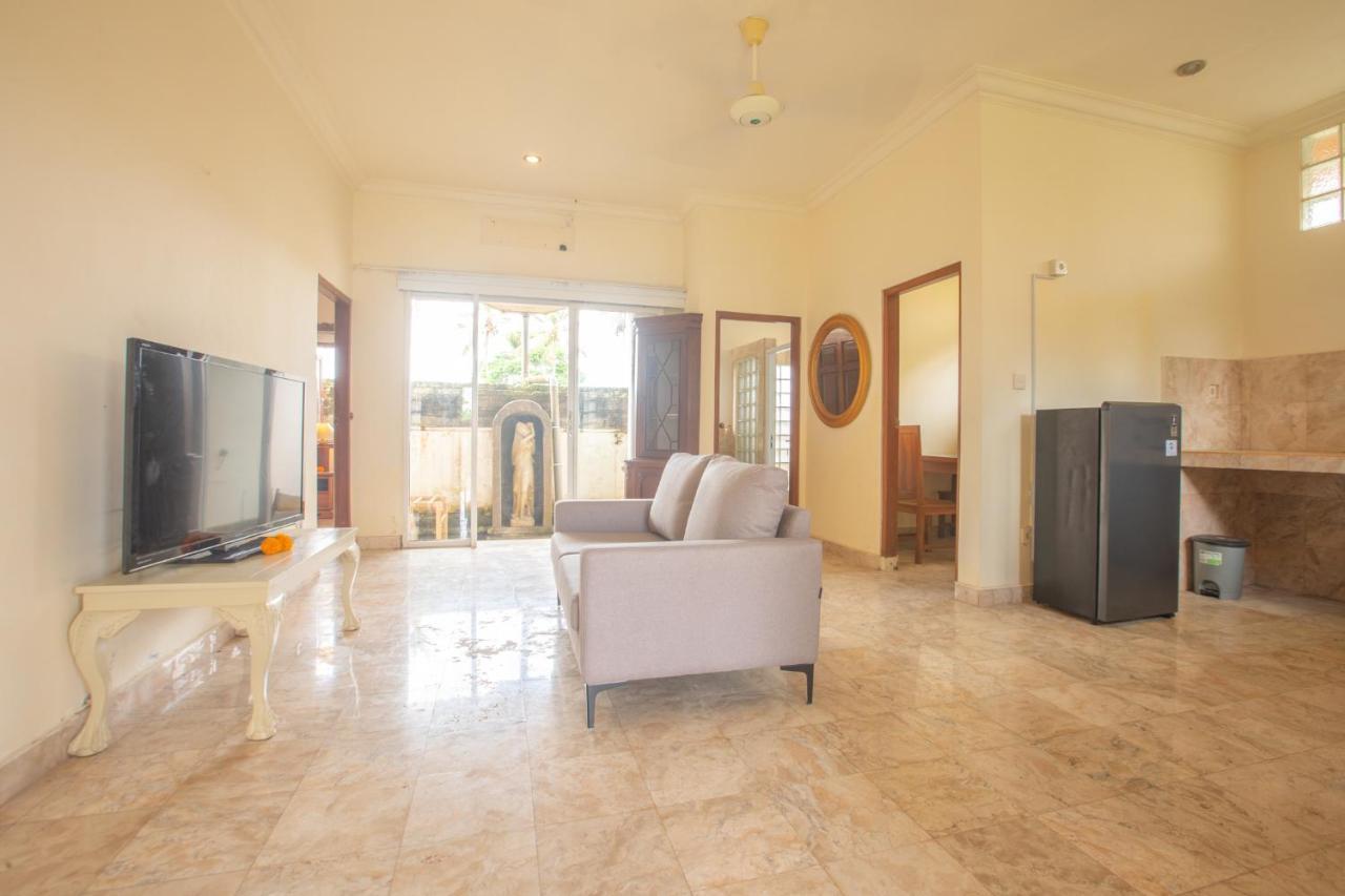 Arbathu Villa Ubud エクステリア 写真